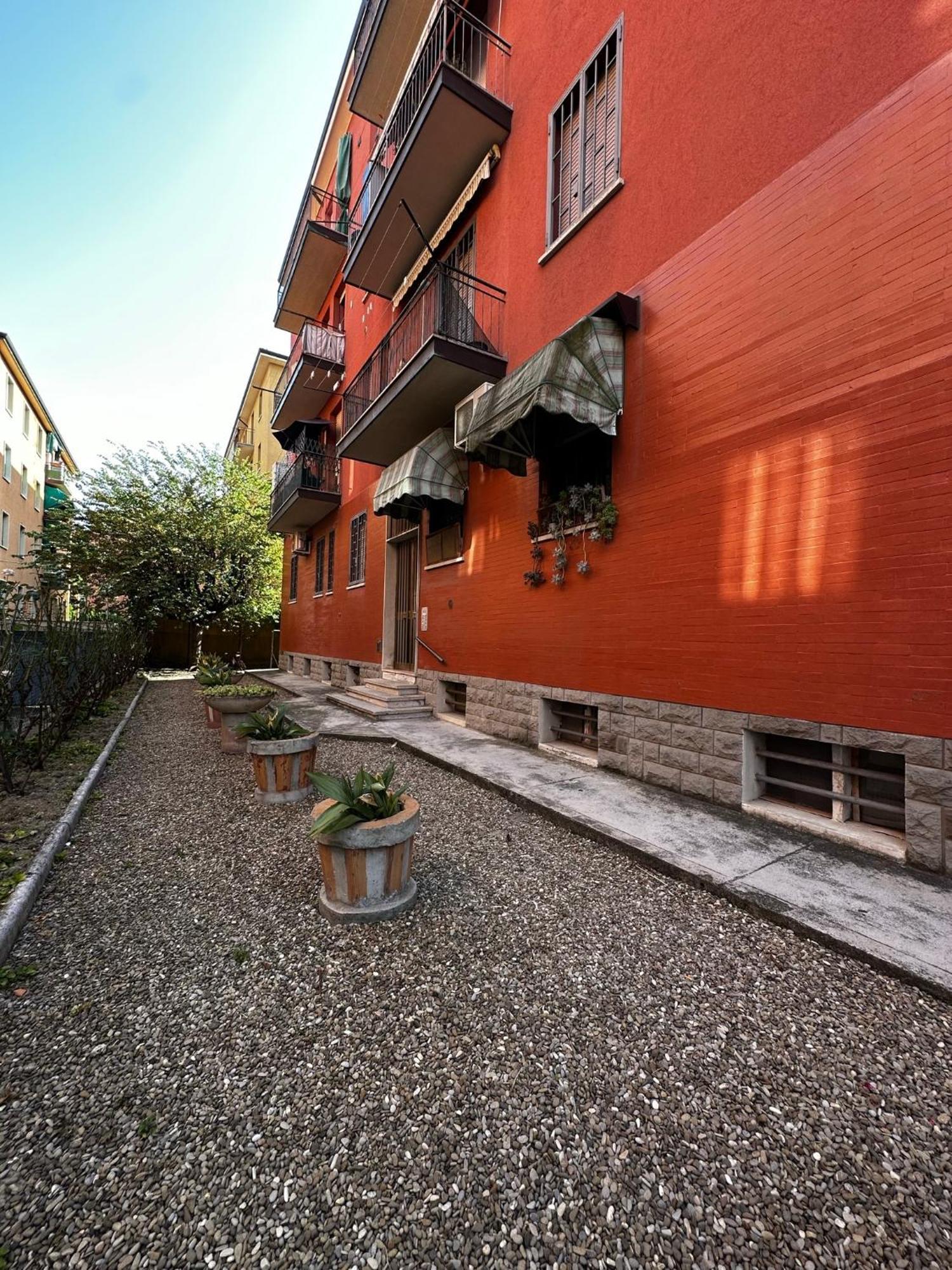 Gemma Suites Whole Apartment โบโลญญา ภายนอก รูปภาพ